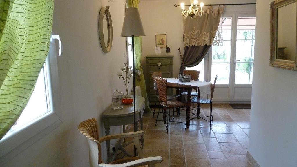 Mas De L'Olivette Acomodação com café da manhã Cotignac Quarto foto