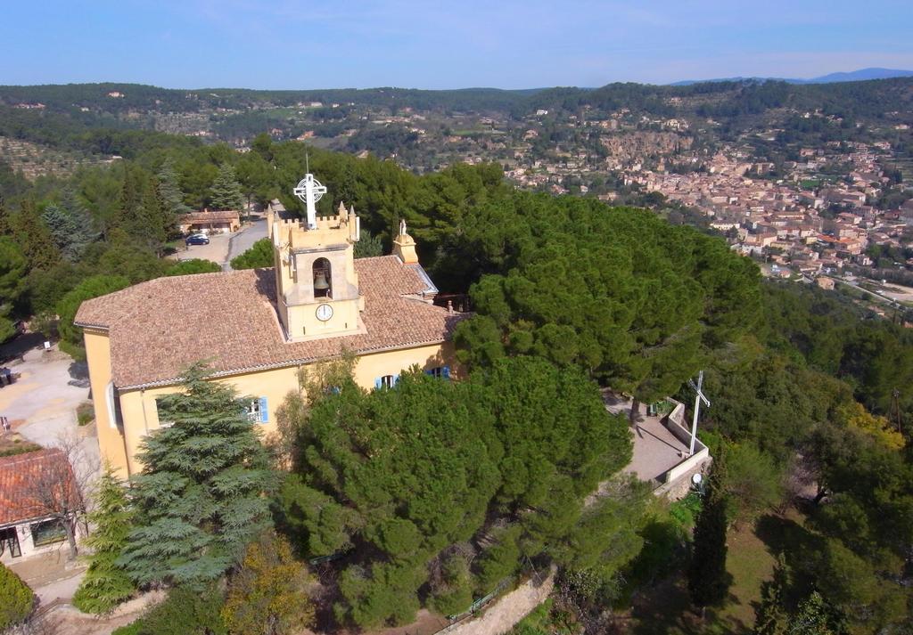 Mas De L'Olivette Acomodação com café da manhã Cotignac Exterior foto