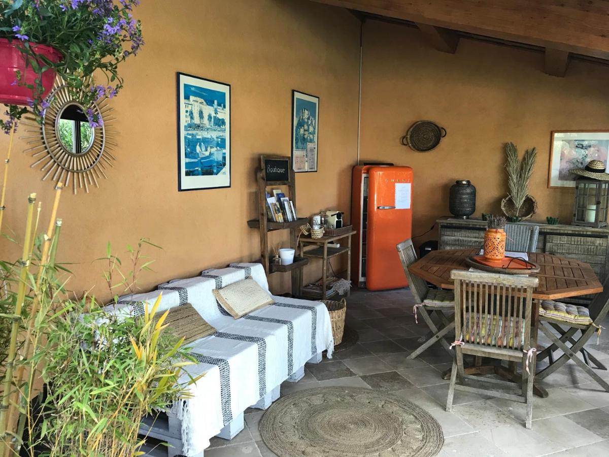 Mas De L'Olivette Acomodação com café da manhã Cotignac Exterior foto